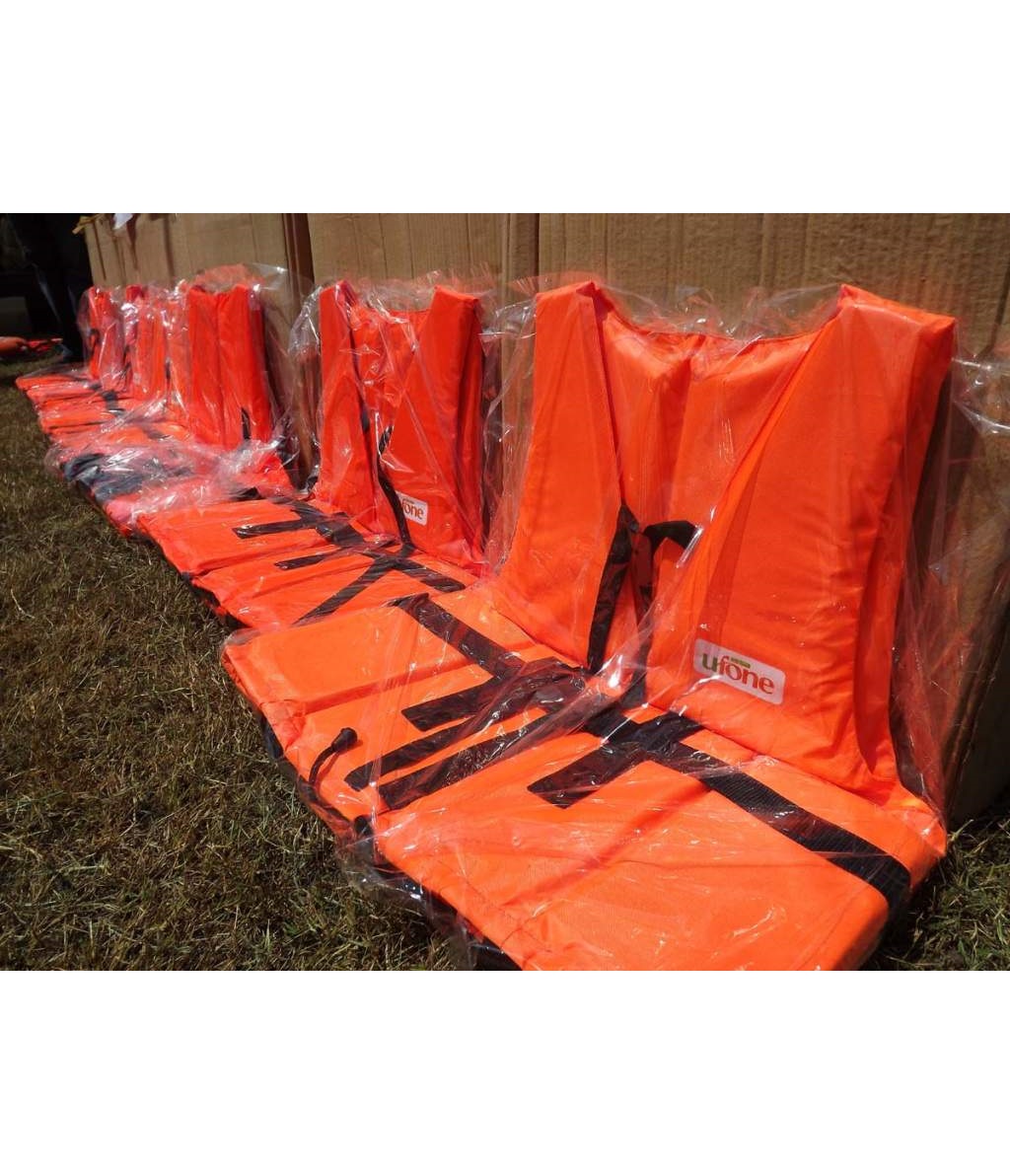 Ufone Provides Life Jackets for Flood Relief