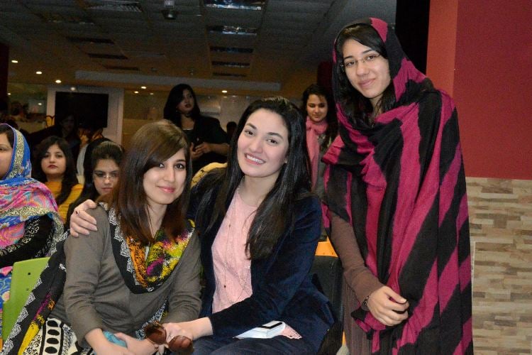https://www.phoneworld.com.pk/wp-content/uploads/2015/03/7.jpg