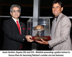 Mobilink Honors Pakistan’s Number 1 Batsman Younus Khan