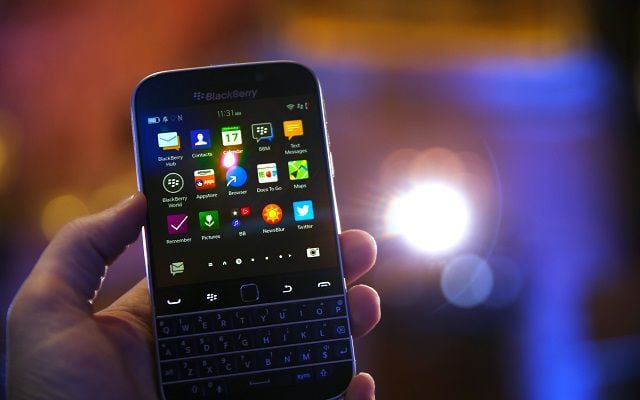 After WhatsApp, Facebook is also Going to Discontinue on BlackBerry