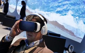 VR & 360-degree Videos will Help you to Experience Movies from Inside the Screens