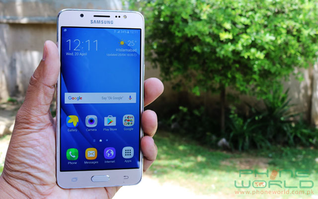 subasta isla Shipley Samsung Galaxy J5 2016 Review - PhoneWorld