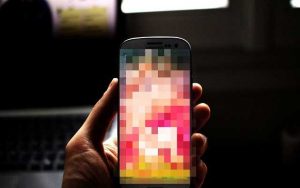 PTA to Block Porn Websites on Mobile Phones