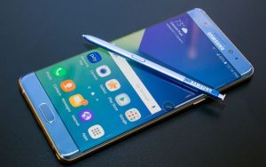 Bad News For Samsung: Replaced Galaxy Note 7 Catches Fire in Plane