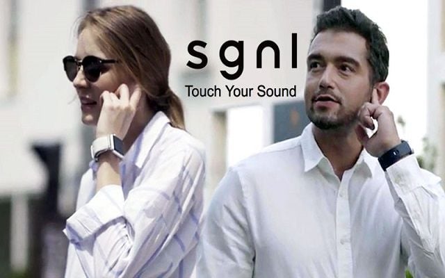 SGNL: A Wristband that Transforms Your Fingers into a Phone