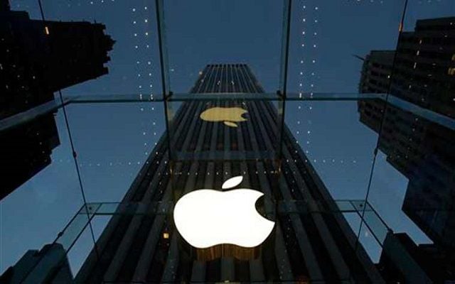 Apple Becomes First US Company to Top $800 Billion Mark in Market Capitalization