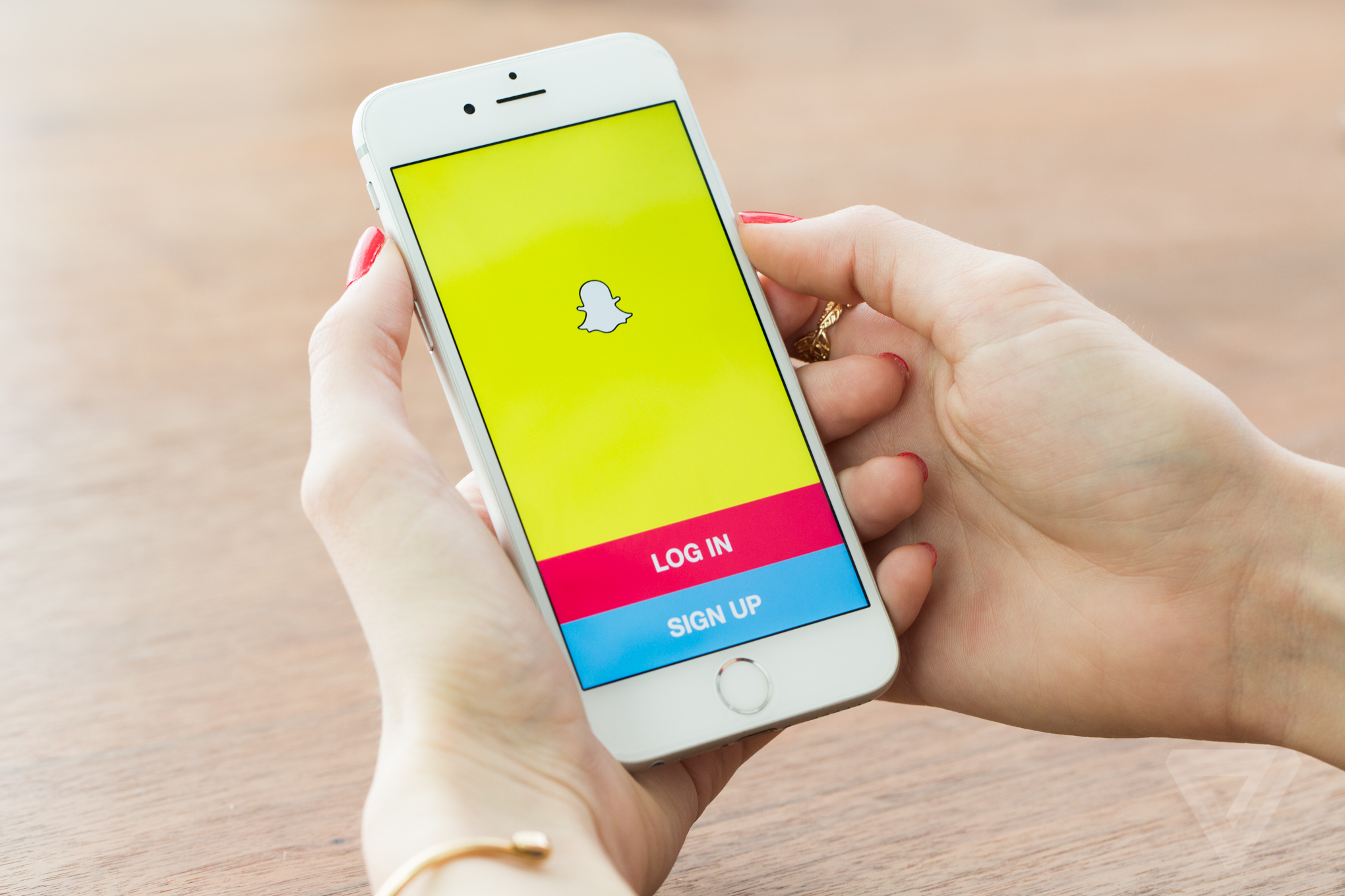 iPhone Users can Record Videos on Snapchat Without Holding Record Button