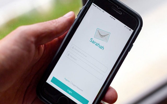 Viral Sarahah App Steals Your Entire Contact List