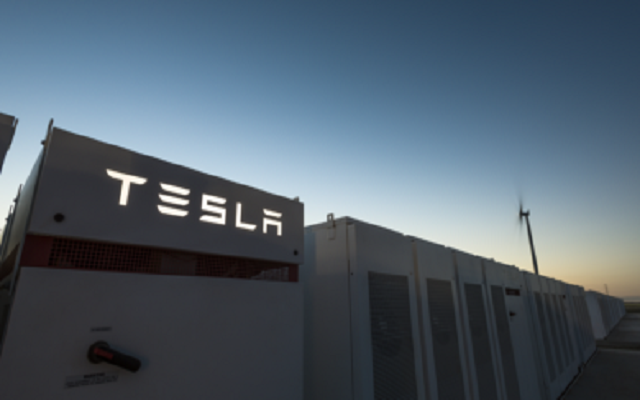 Elon Musk Created the World’s Biggest Lithium ion Battery in 100 Days