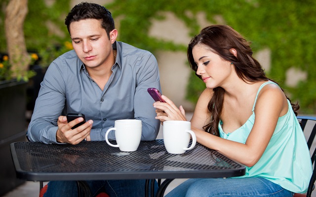 On first dates iPhone Users 21 Times More Likely to Negatively Judge Android Users: Match.com