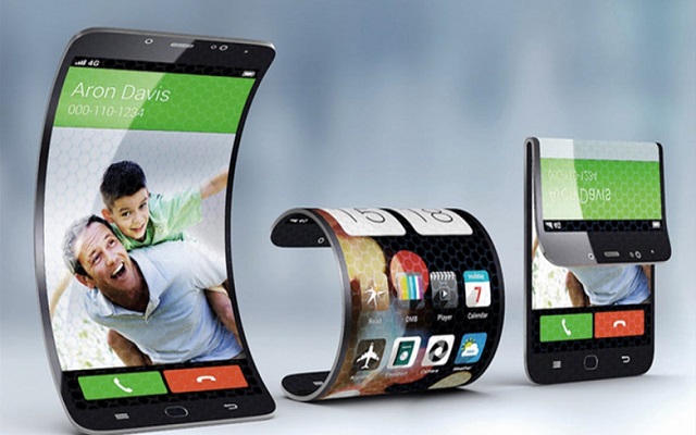 Samsung to Launch Folding Screen Phone Next Year