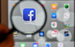 Facebook Suspends 200 Apps