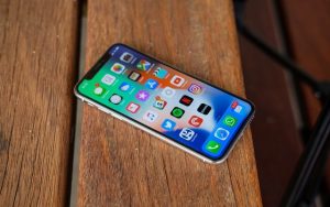 Apple Plans to Upgrade the Current iPhone X with a Big Screen