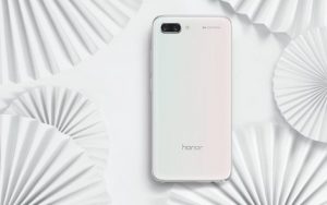 Huawei Rolls Out Lily White Honor 10 GT