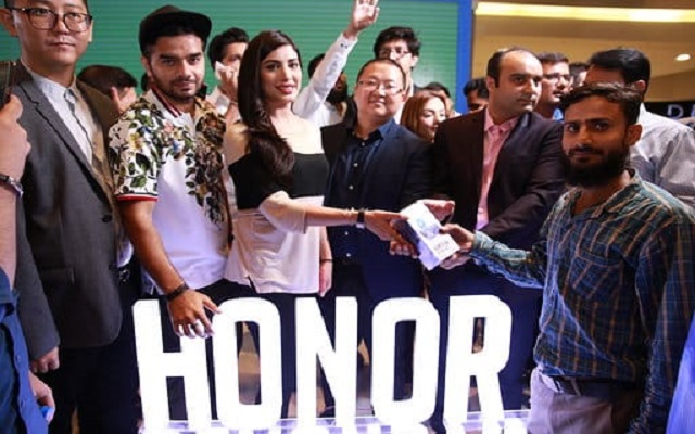 Honor Unveils the New Best in Class Smartphone Honor 8X