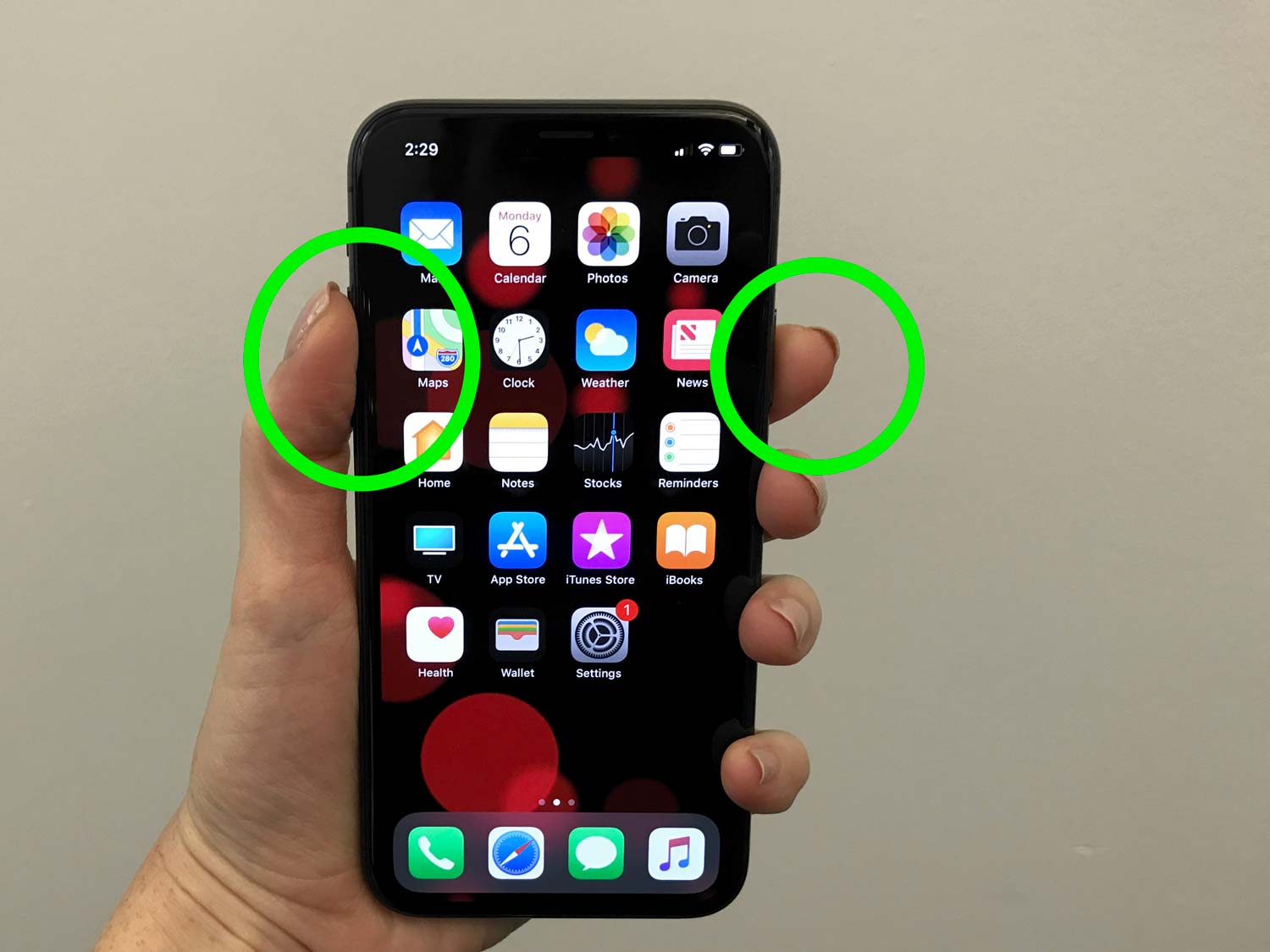 As Apple continues to remove physical buttons from its lineup of devices, taking a screenshot becomes a much tougher task as the button combinations continue to change.