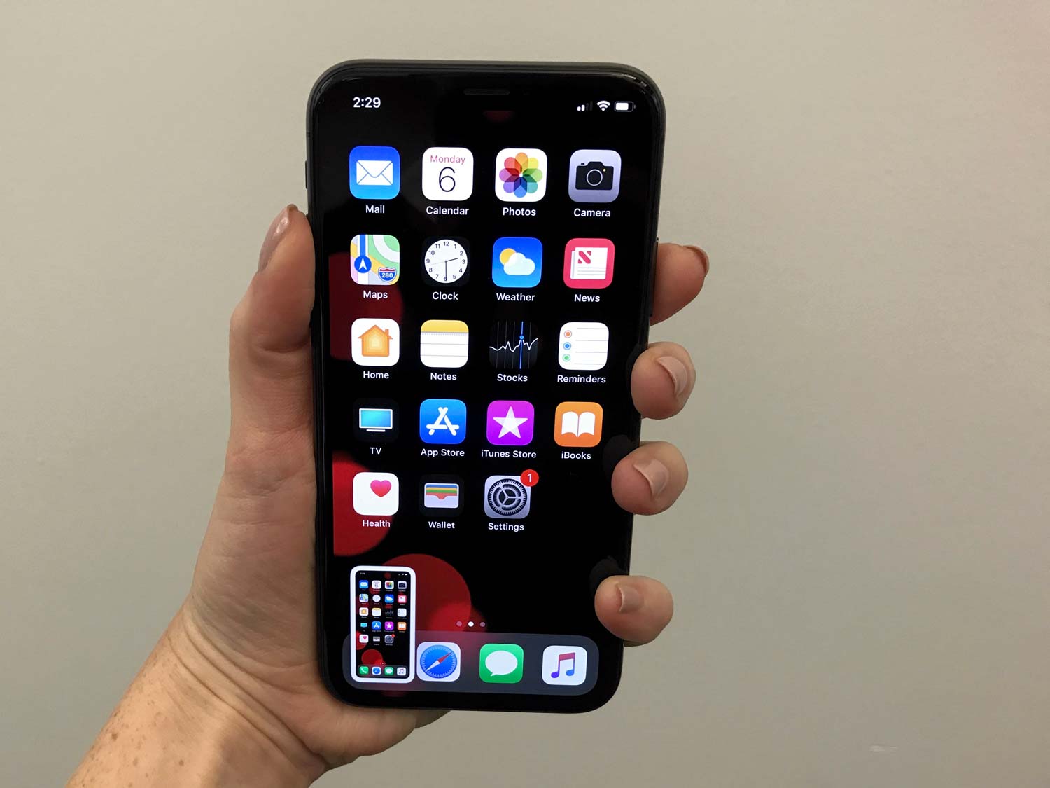 As Apple continues to remove physical buttons from its lineup of devices, taking a screenshot becomes a much tougher task as the button combinations continue to change.