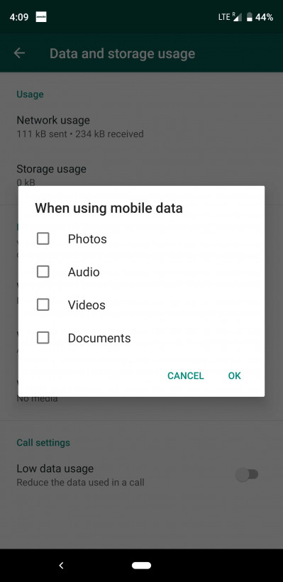 Turn Off Automatic Photo Downloading in Whatsapp! Save Data / Storage!