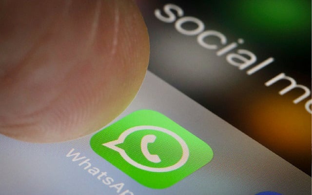 WhatsApp iOS Adds Fingerprint Locks to Chat- Now No One Can read your Messages