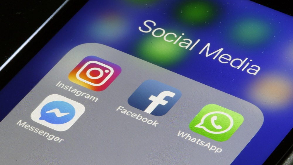 Facebook is rebranding WhatsApp and Instagram