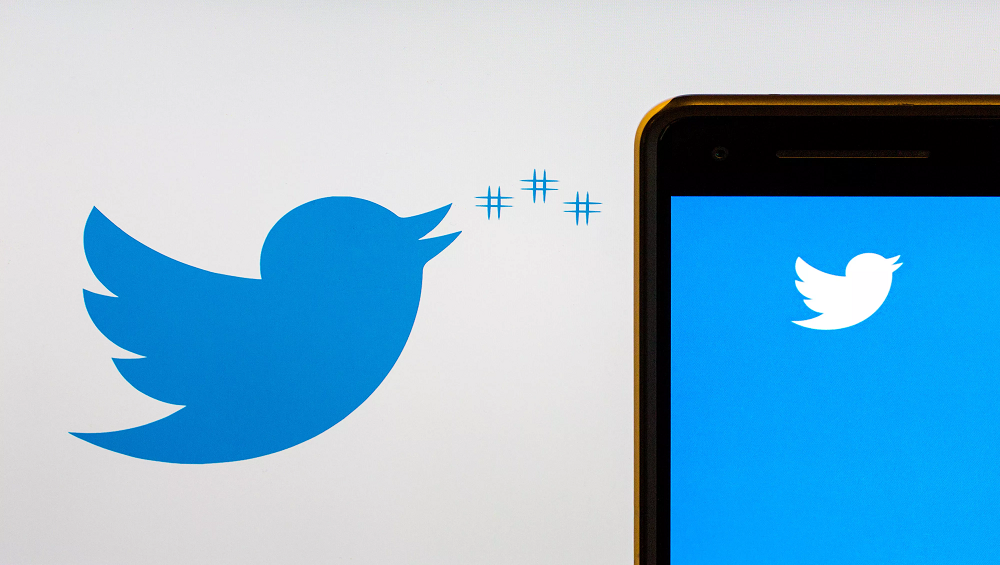 Twitter Allows Some Users to Schedule Tweets on Desktop