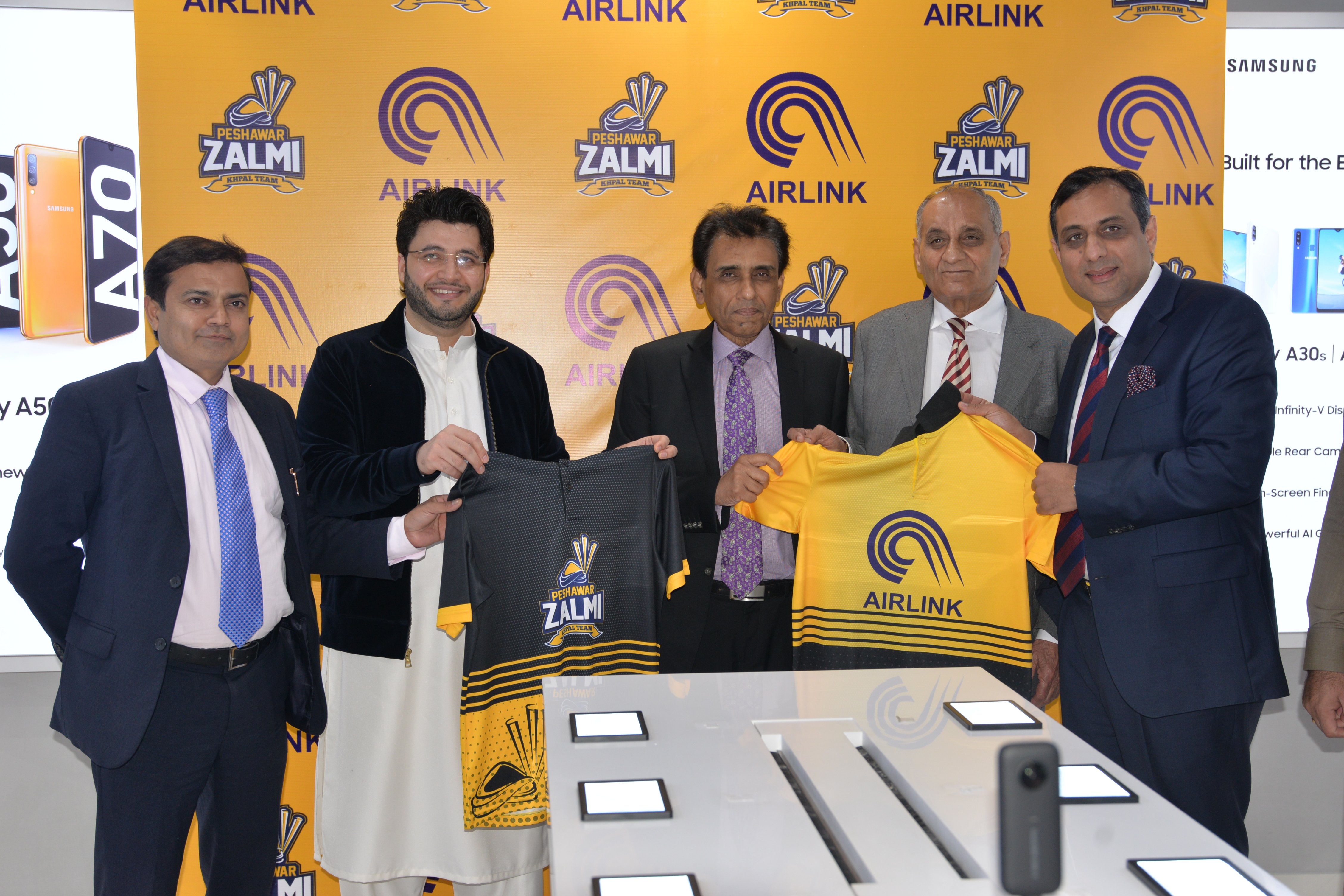 Air Link Announces Its Leading Partnership With Peshawar Zalmi