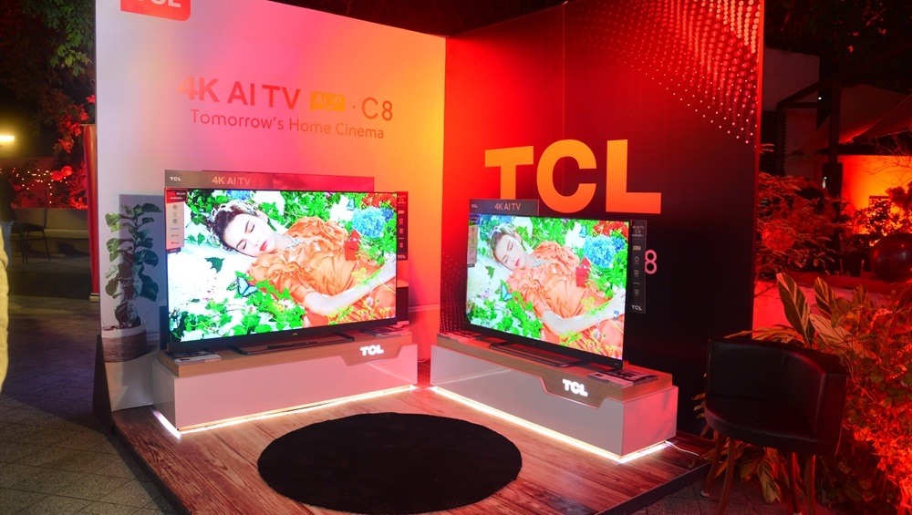TCL C8