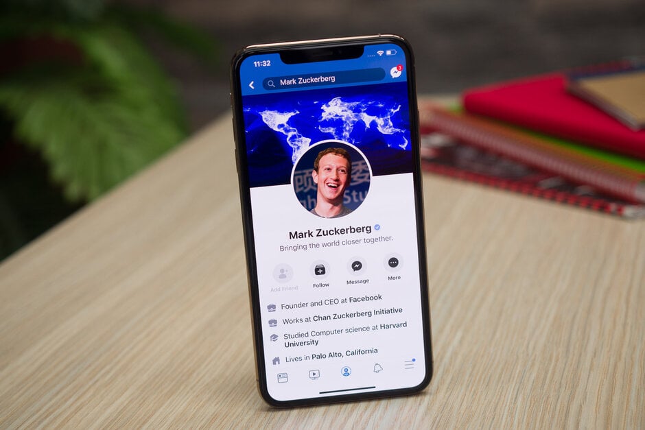 Dark Mode for Facebook Lite is Available- Users of Main Facebook App Still Waiting