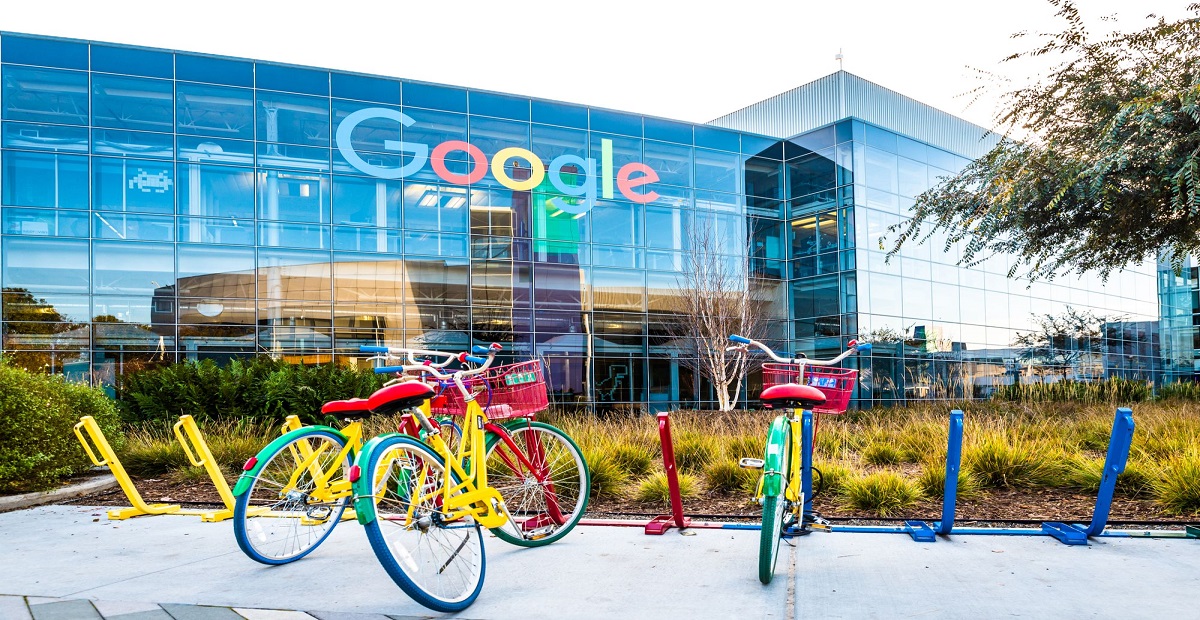 Google Employees will be Working from Home for Another Year