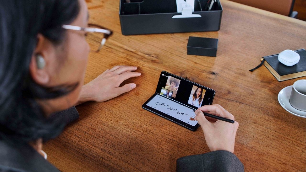 Samsung Galaxy Z Fold3 Enhanced Productivity