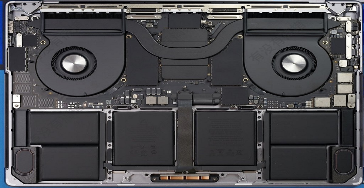 First Look Inside 14" & 16" MacBook Pro Models