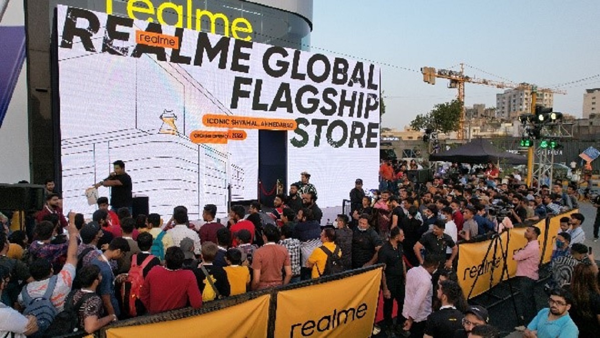 realme Opens its First-ever Global Flagship Store