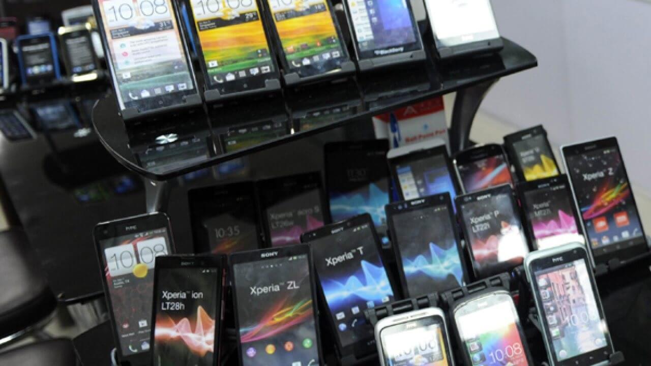 mobile phone imports FY23