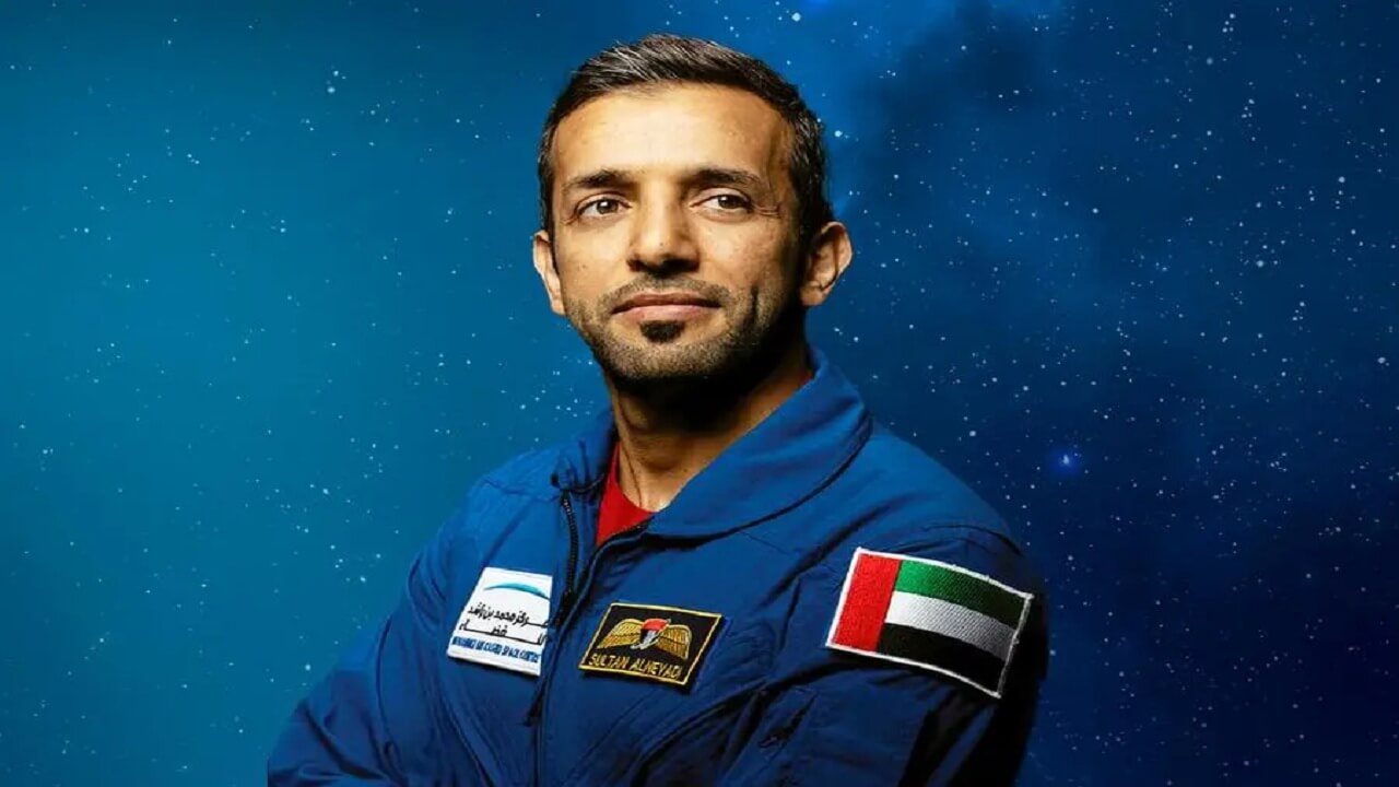 UAE Astronaut Back
