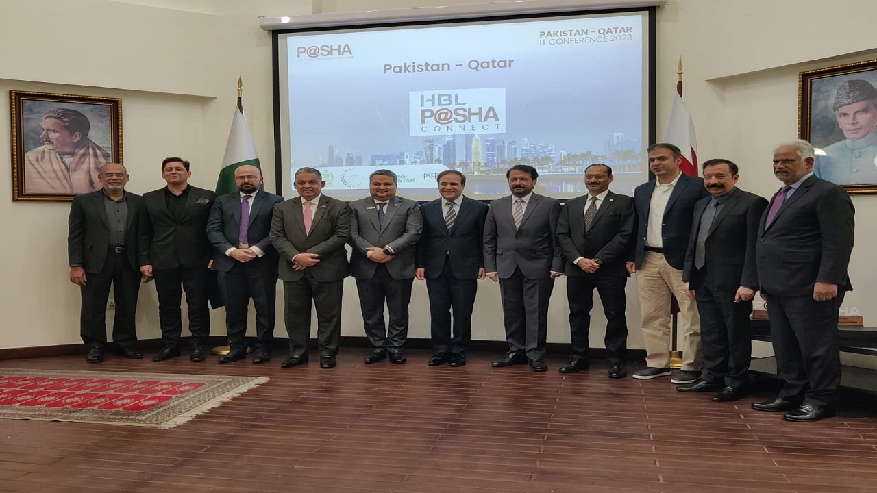 Dr. Umar Highlights Pakistan's Tech Potential While Addressing Pak