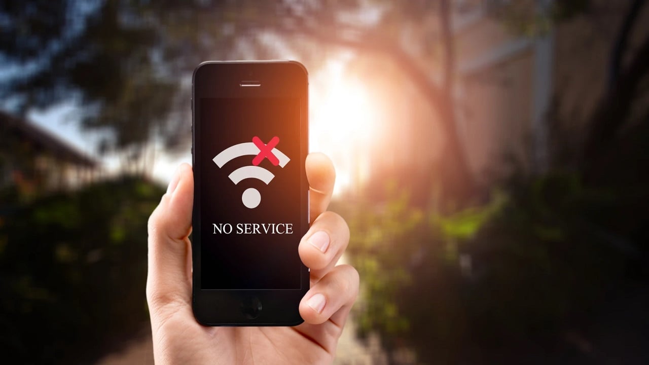 Govt Admits Poor Network Coverage in Islamabad, Offers a Shocking Wi-Fi Fix