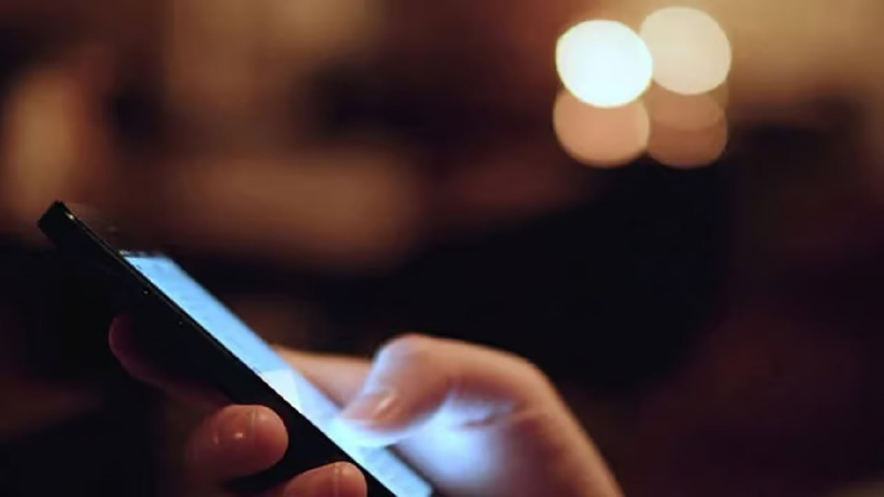 Pakistan’s Cellular Subscribers Edge Up to 196.58 Million in November