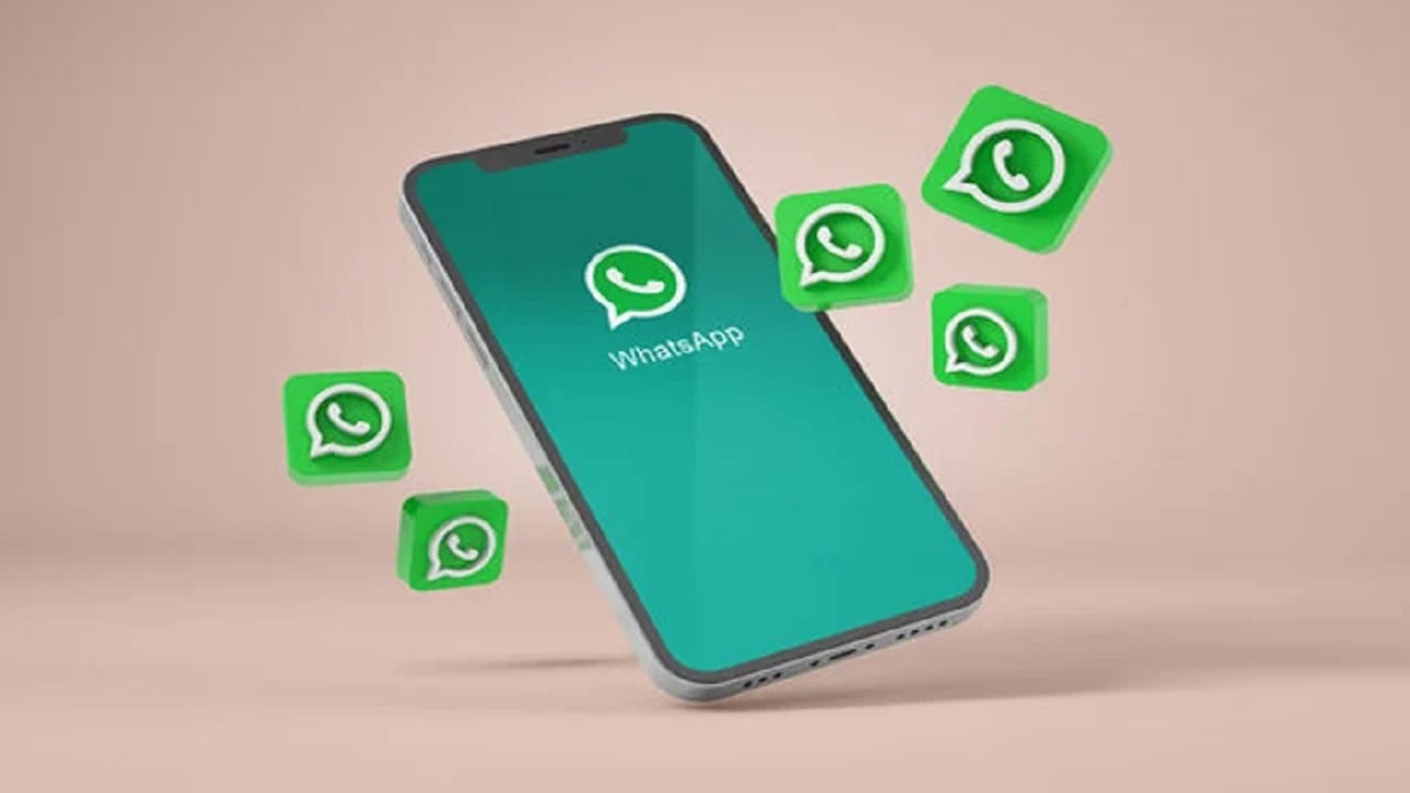 WhatsApp is Working on Private Summaries for Multiple Chats